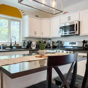 https://casa-del-luna-in-biltmore.hotelsofphoenix.com